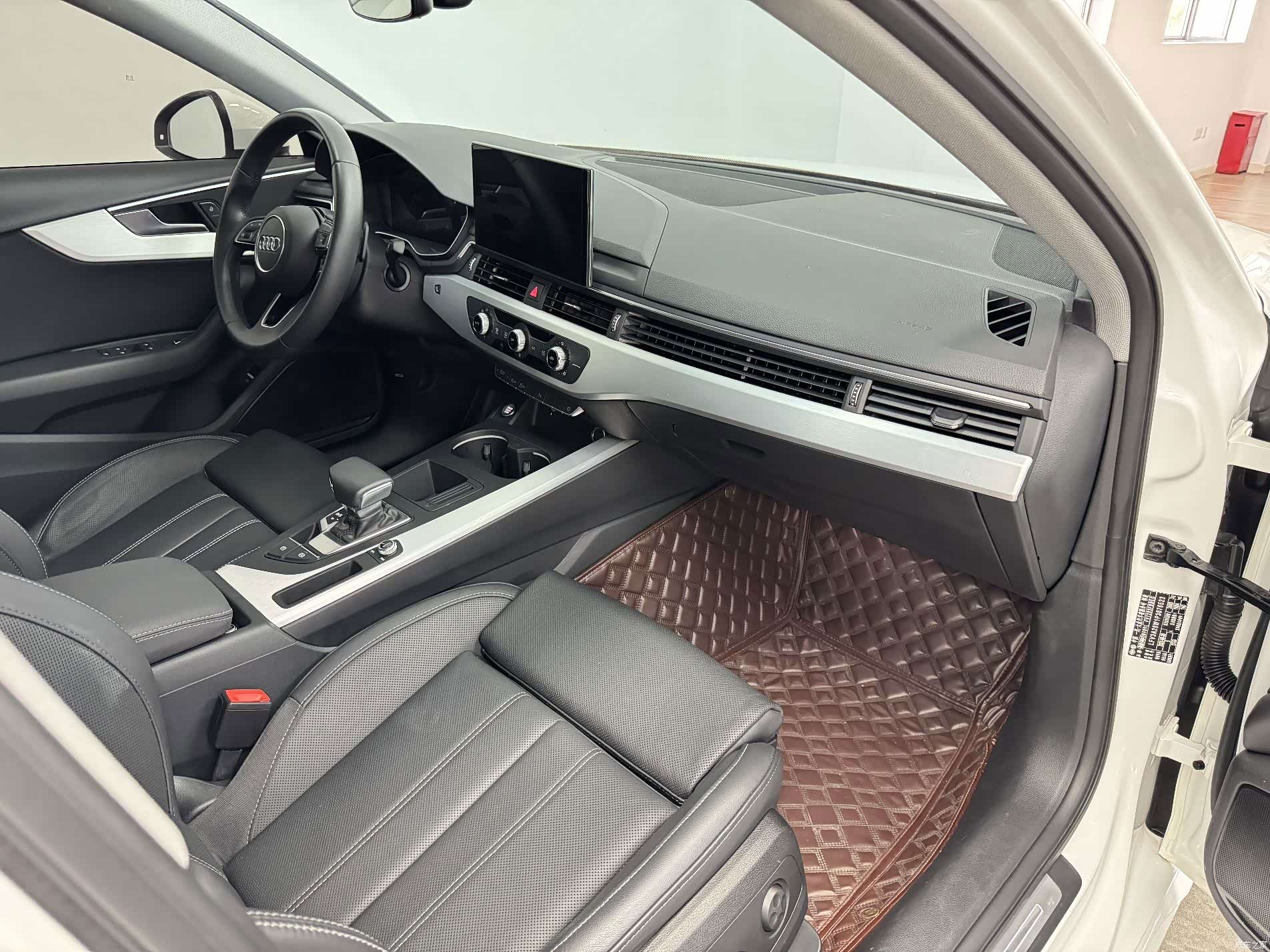 Audi A4L, 2023 14