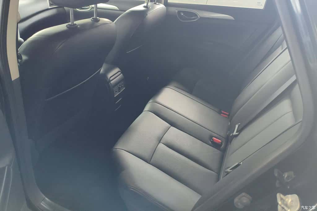 Nissan Sylphy, 2016 11