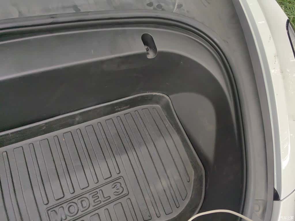 Tesla Model 3, 2020 21