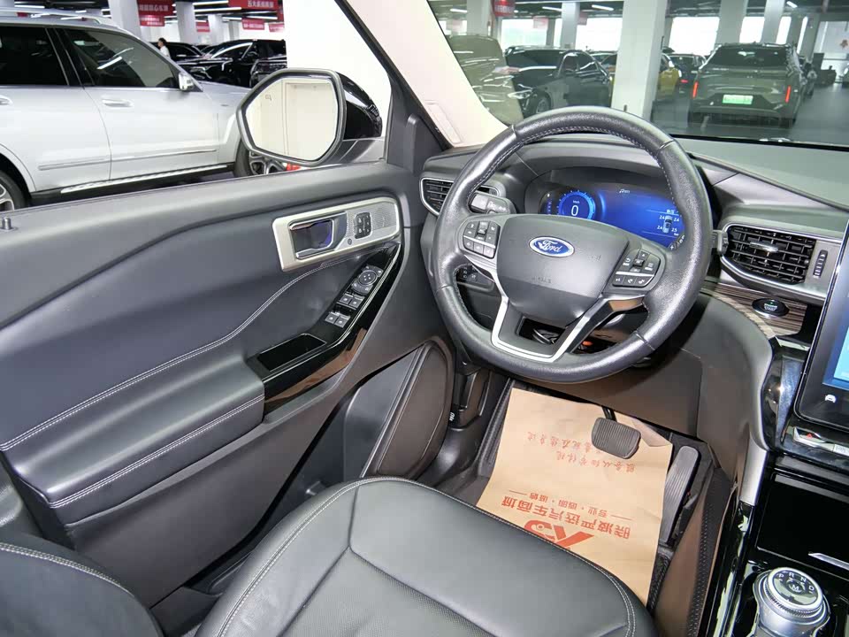 Ford Explorer Ford Explorer