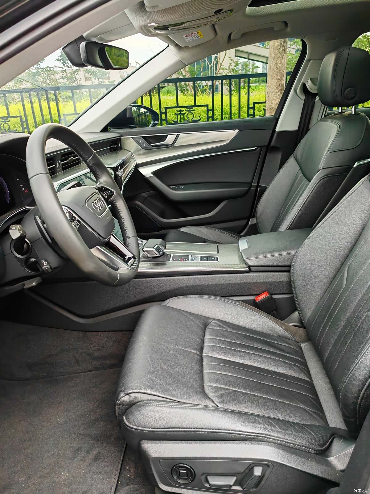 Audi A6L, 2020 4