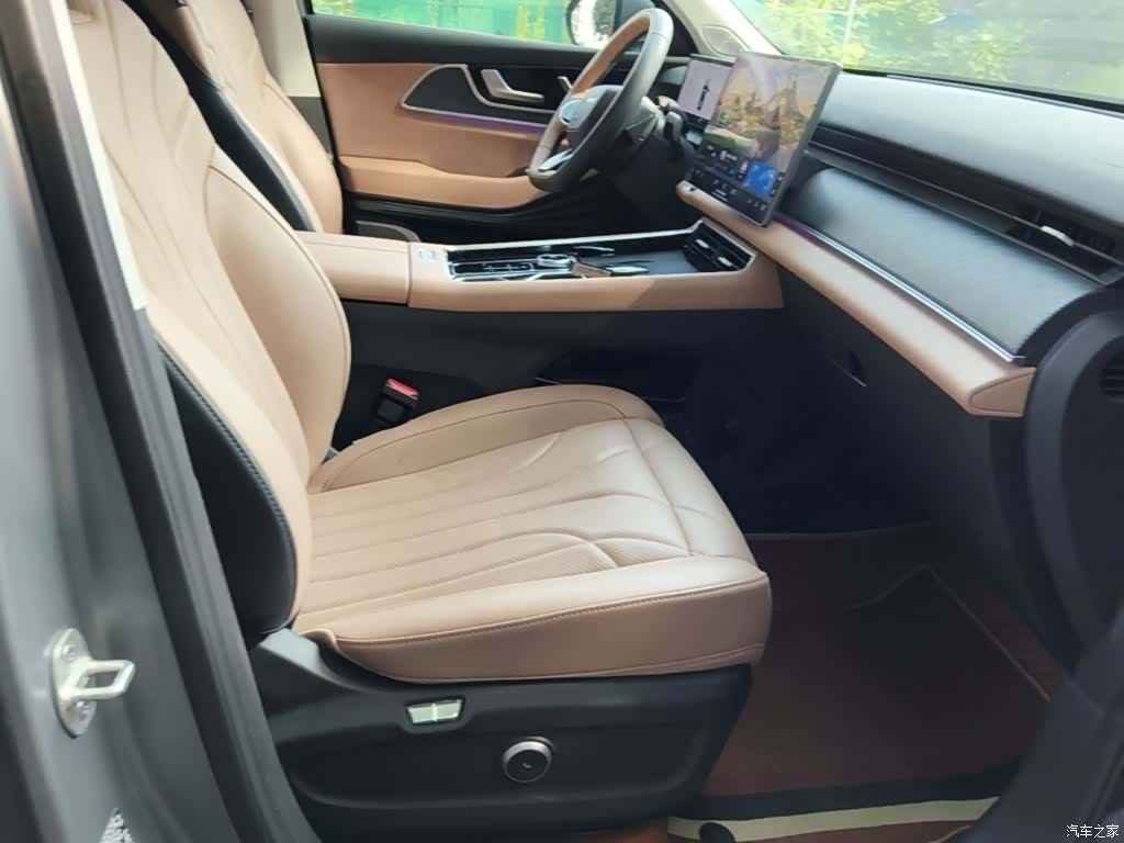 Chery Tiggo 8, 2025 25