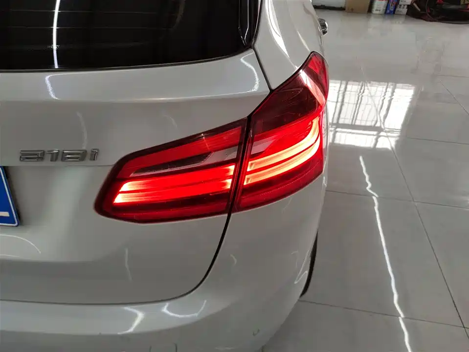 BMW 2 series station wagon