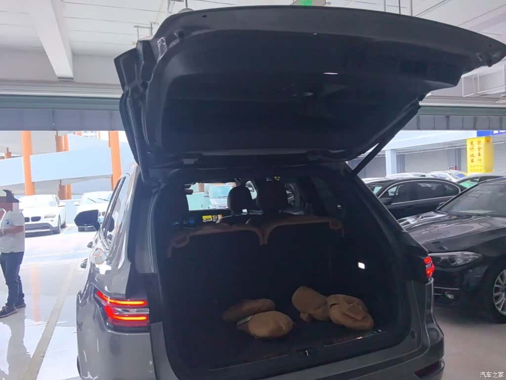 Li Auto ONE, 2021 19