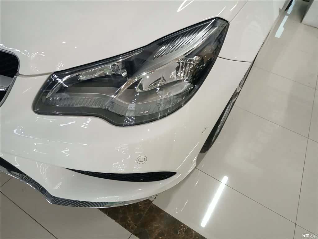 Mercedes-Benz E-Class, 2015 24