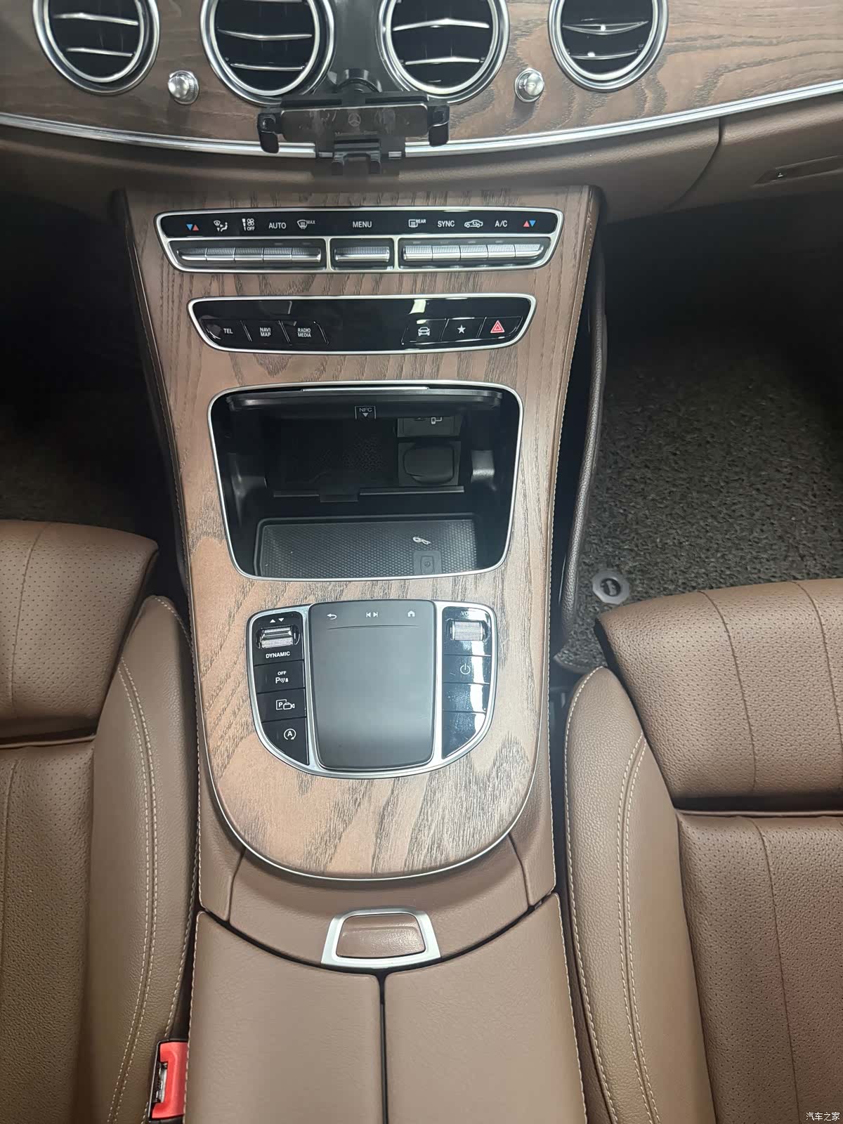 Mercedes-Benz E-Class, 2023 9