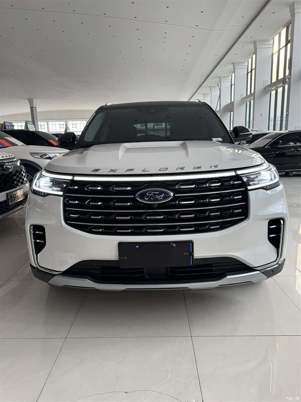 Ford Explorer, 2023 9