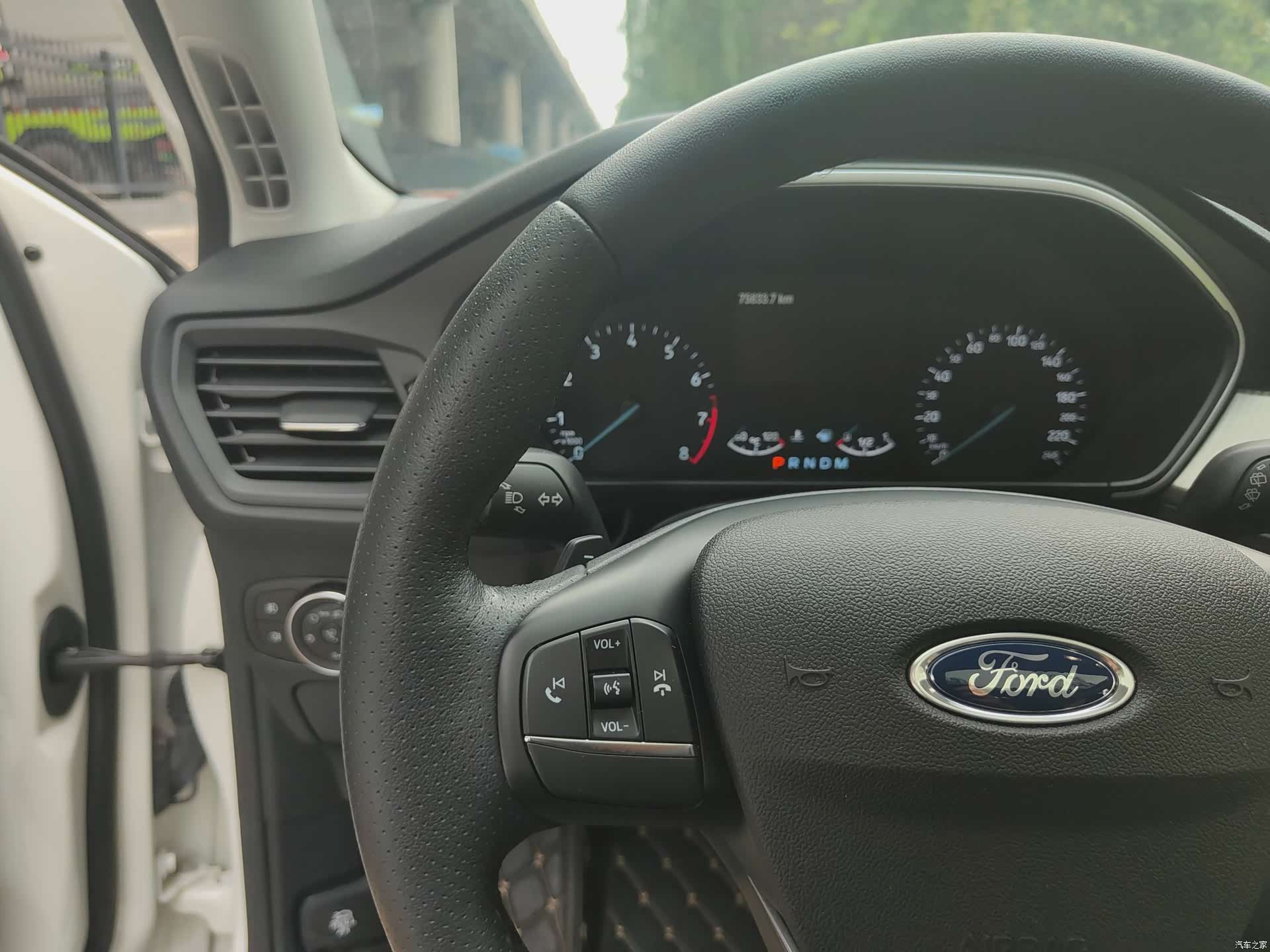Ford Focus, 2019 12