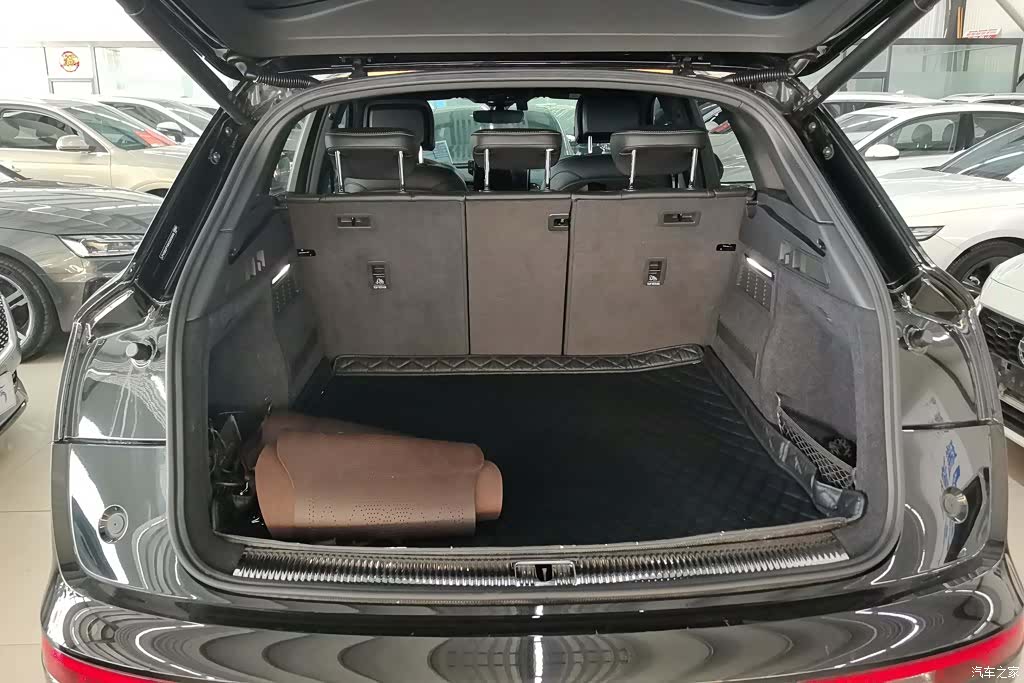Audi Q5L, 2024 4