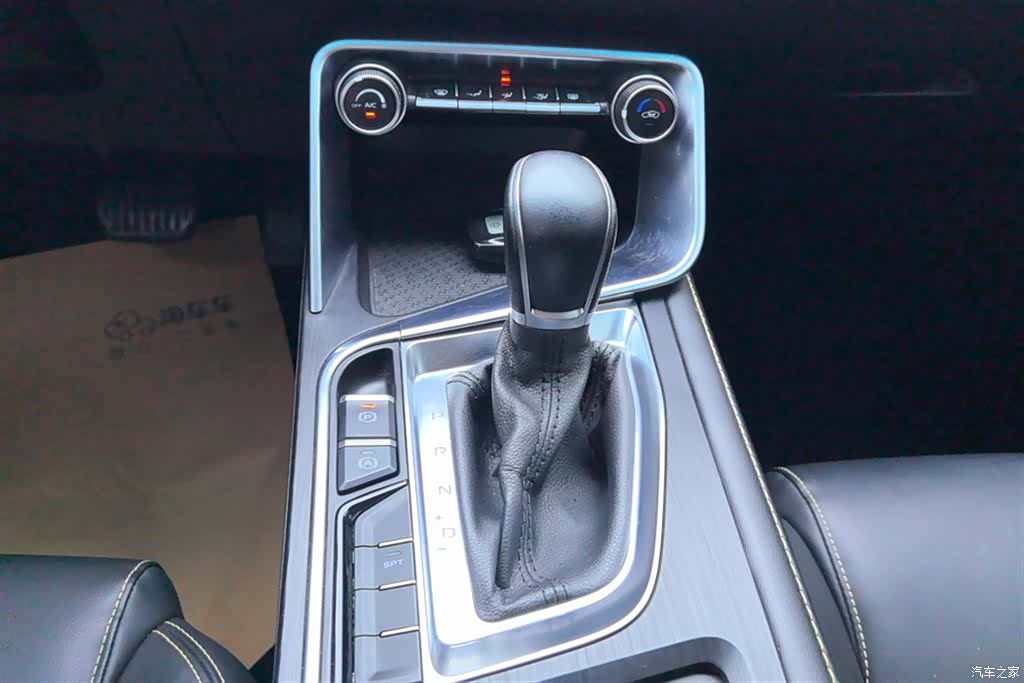Geely Binray, 2021 16