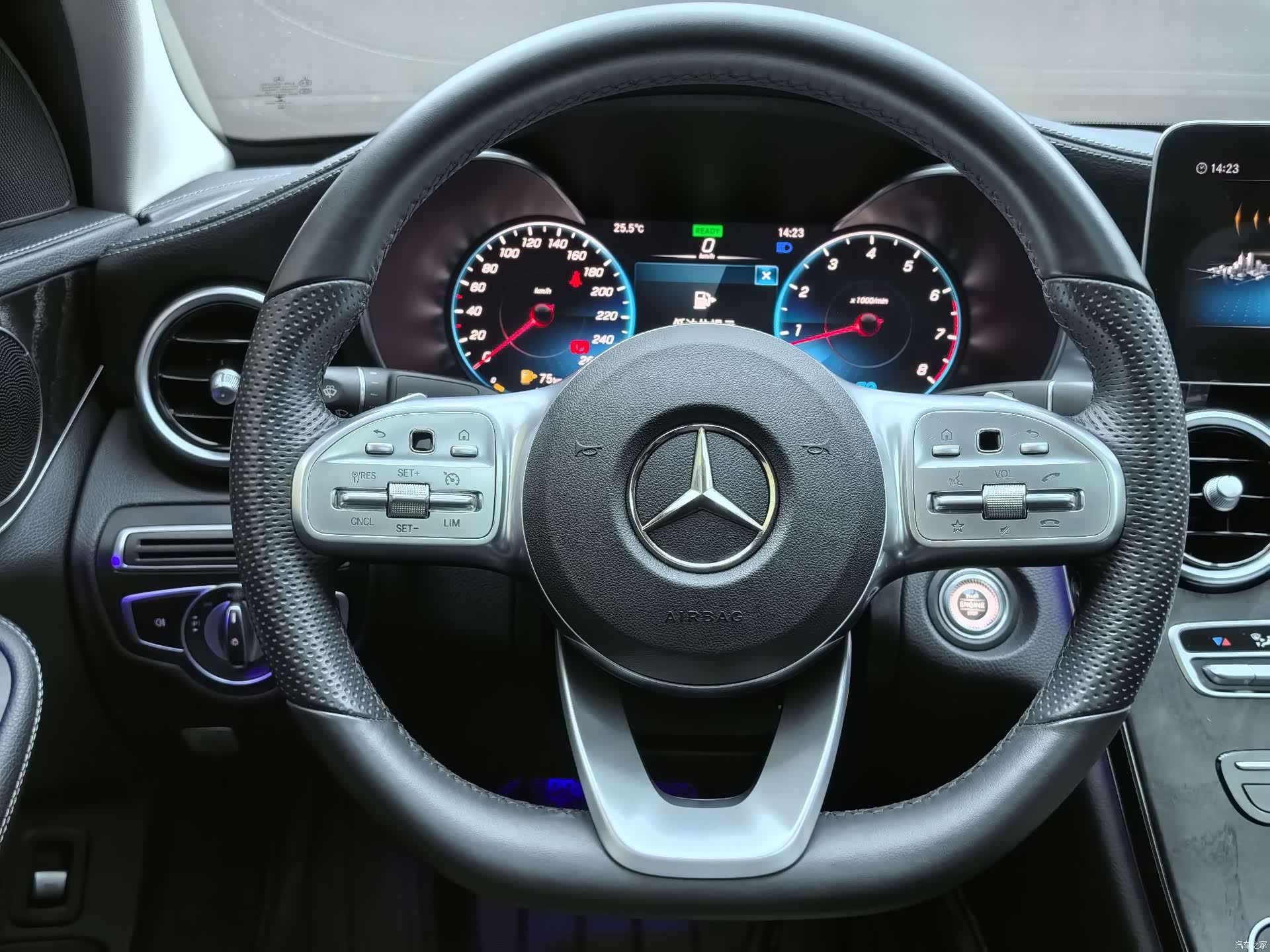 Mercedes-Benz C-Class, 2020 15