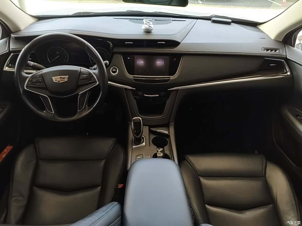 Cadillac XT5, 2019 10