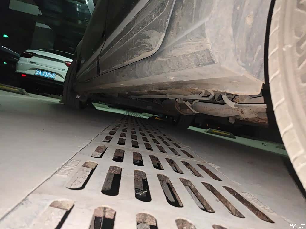 Wuling 730, 2017 18