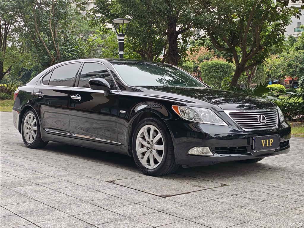 Lexus LS, 2008 3