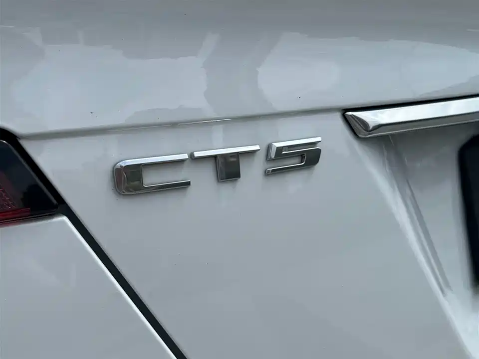 Cadillac CT5