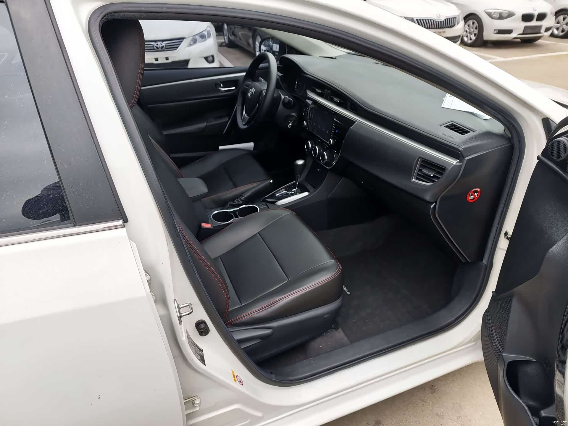 Toyota Corolla, 2015 9