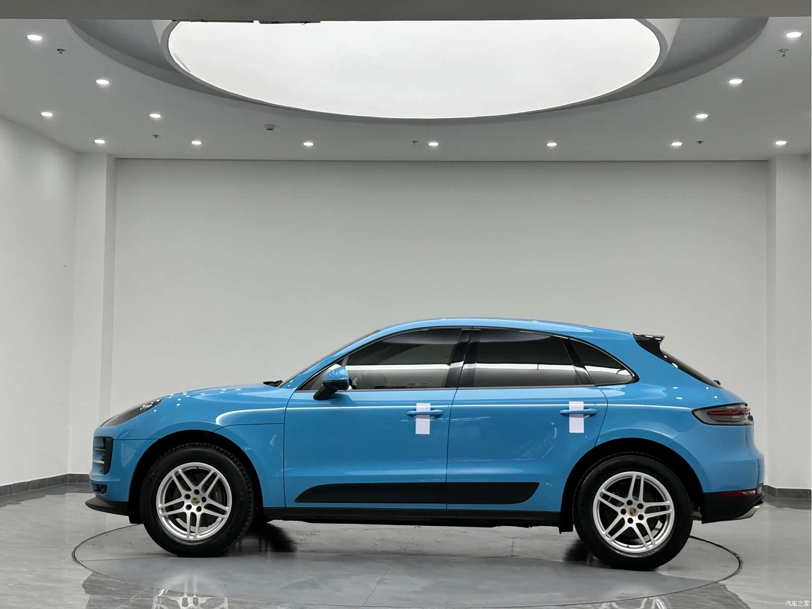 Porsche Macan, 2020 все фото