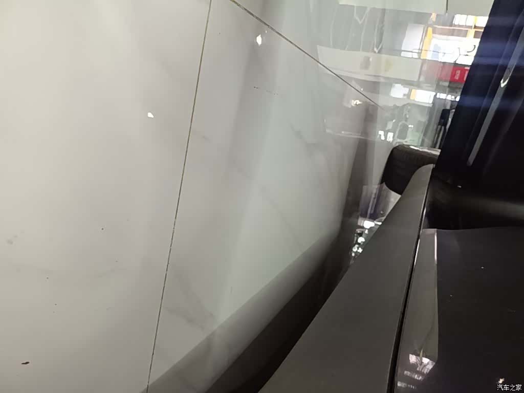 Tesla Model Y, 2022 22