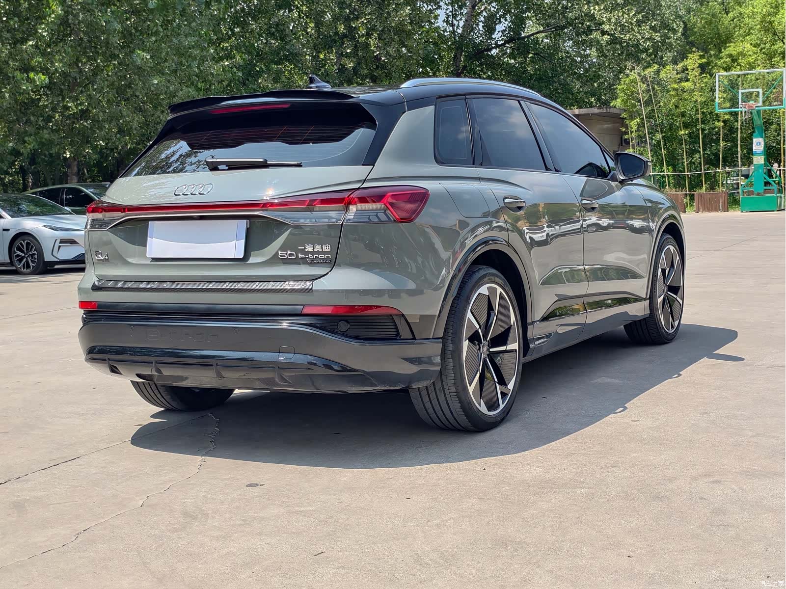 Audi Q4 e-tron, 2023 6