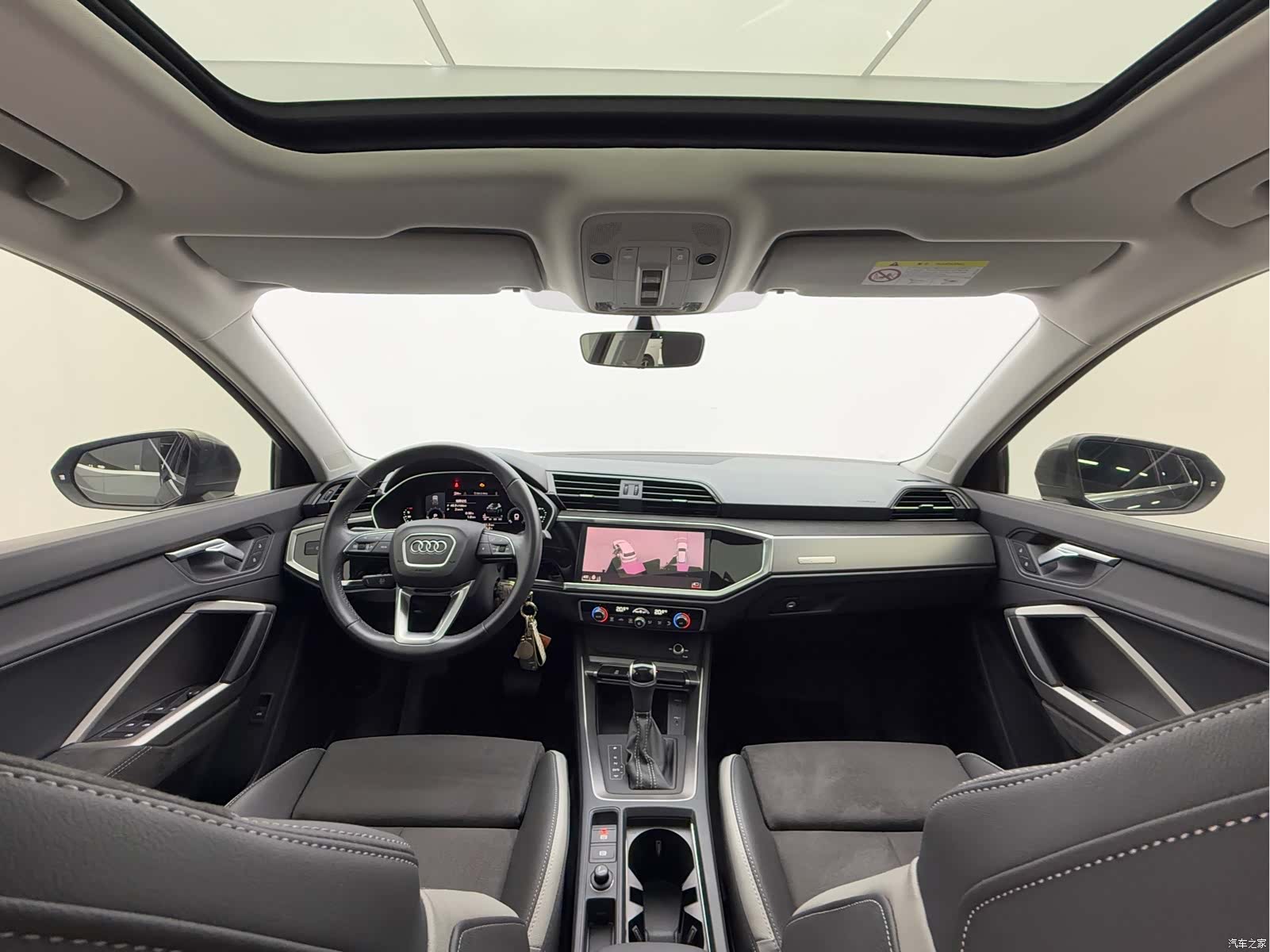 Audi Q3, 2023 8