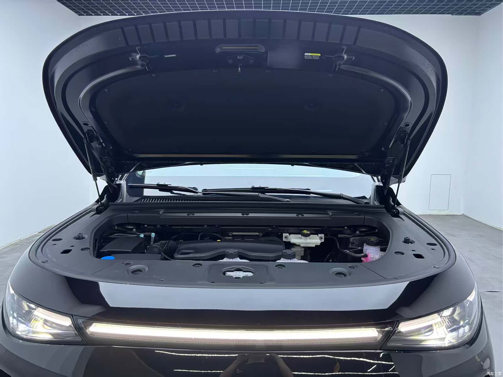 Leapmotor C16, 2025 10