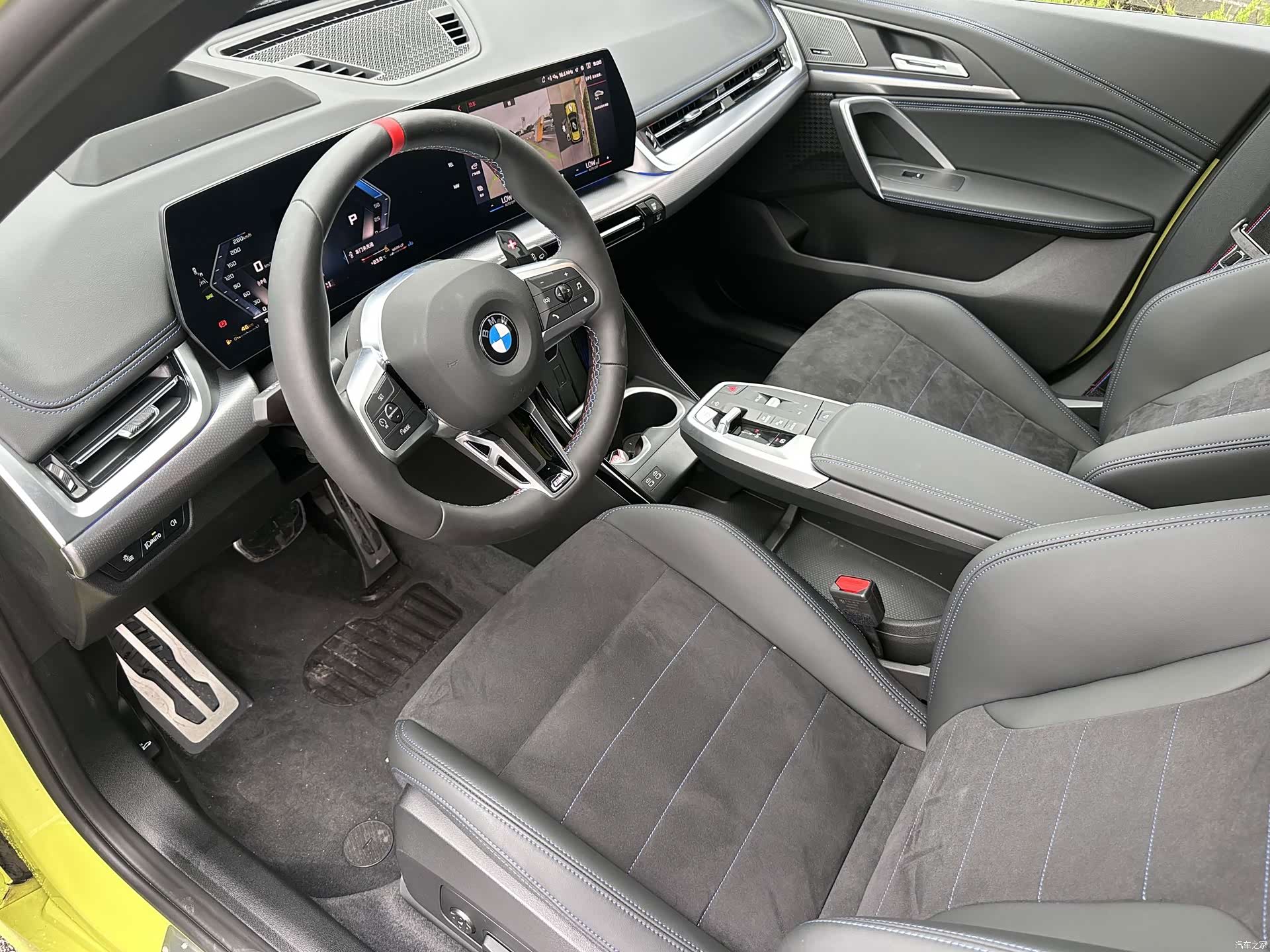 BMW X1, 2026 все фото