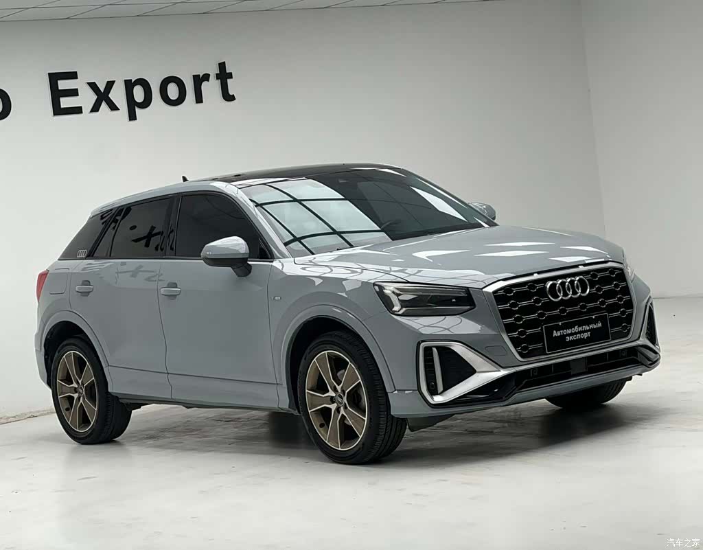 Audi Q2L, 2022 3