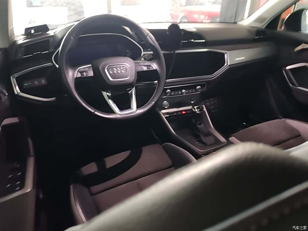 Audi Q3, 2020 10