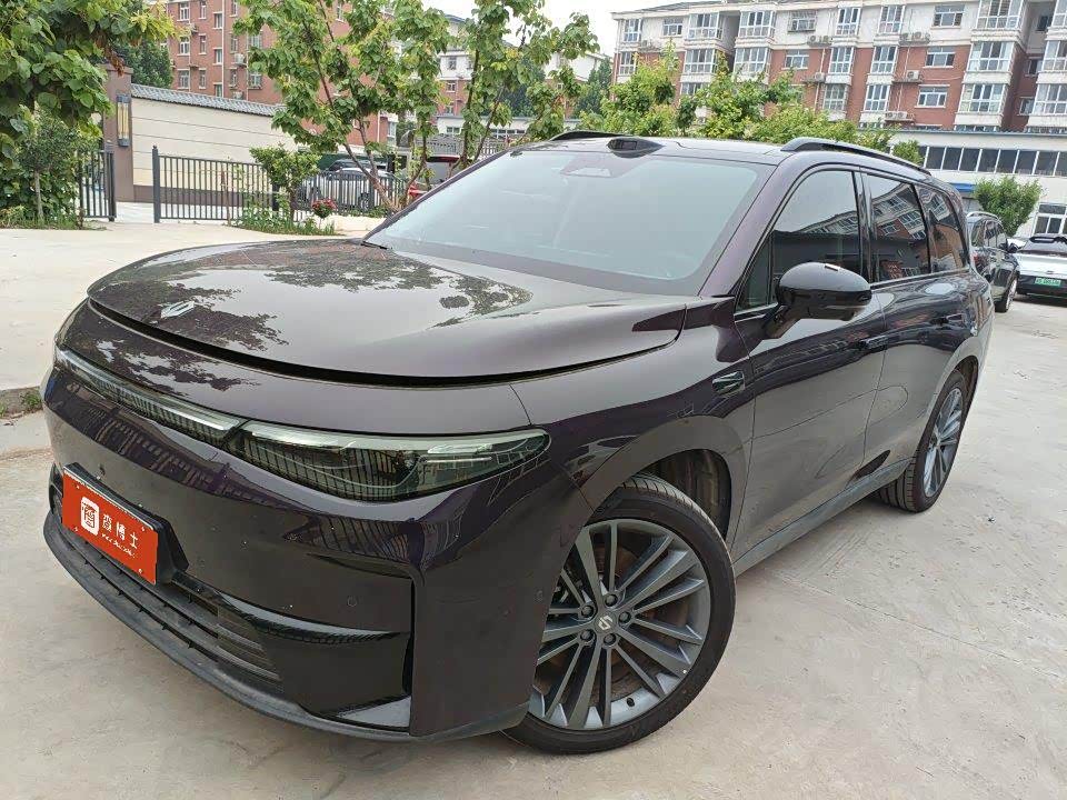 Leapmotor C16