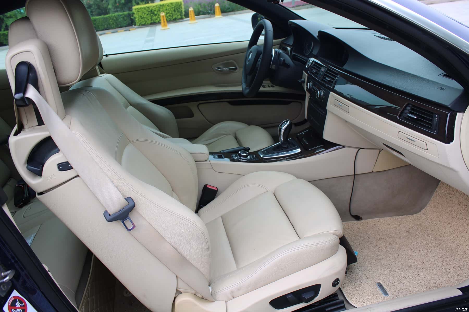 BMW 3 Series, 2010 10