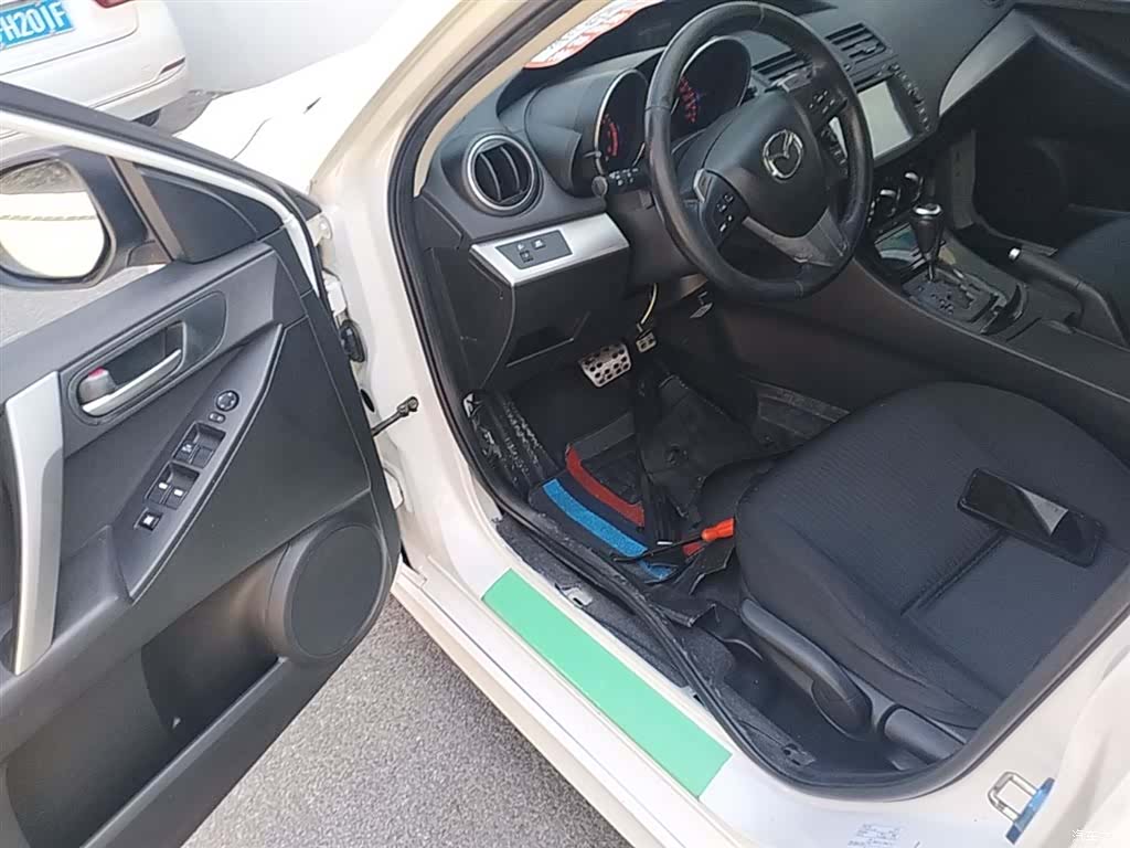 Mazda 3, 2015 16
