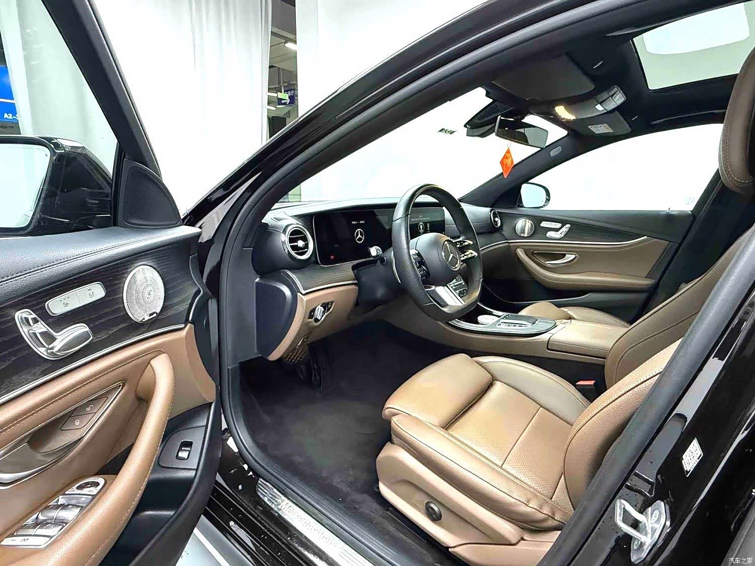 Mercedes-Benz E-Class, 2022 все фото