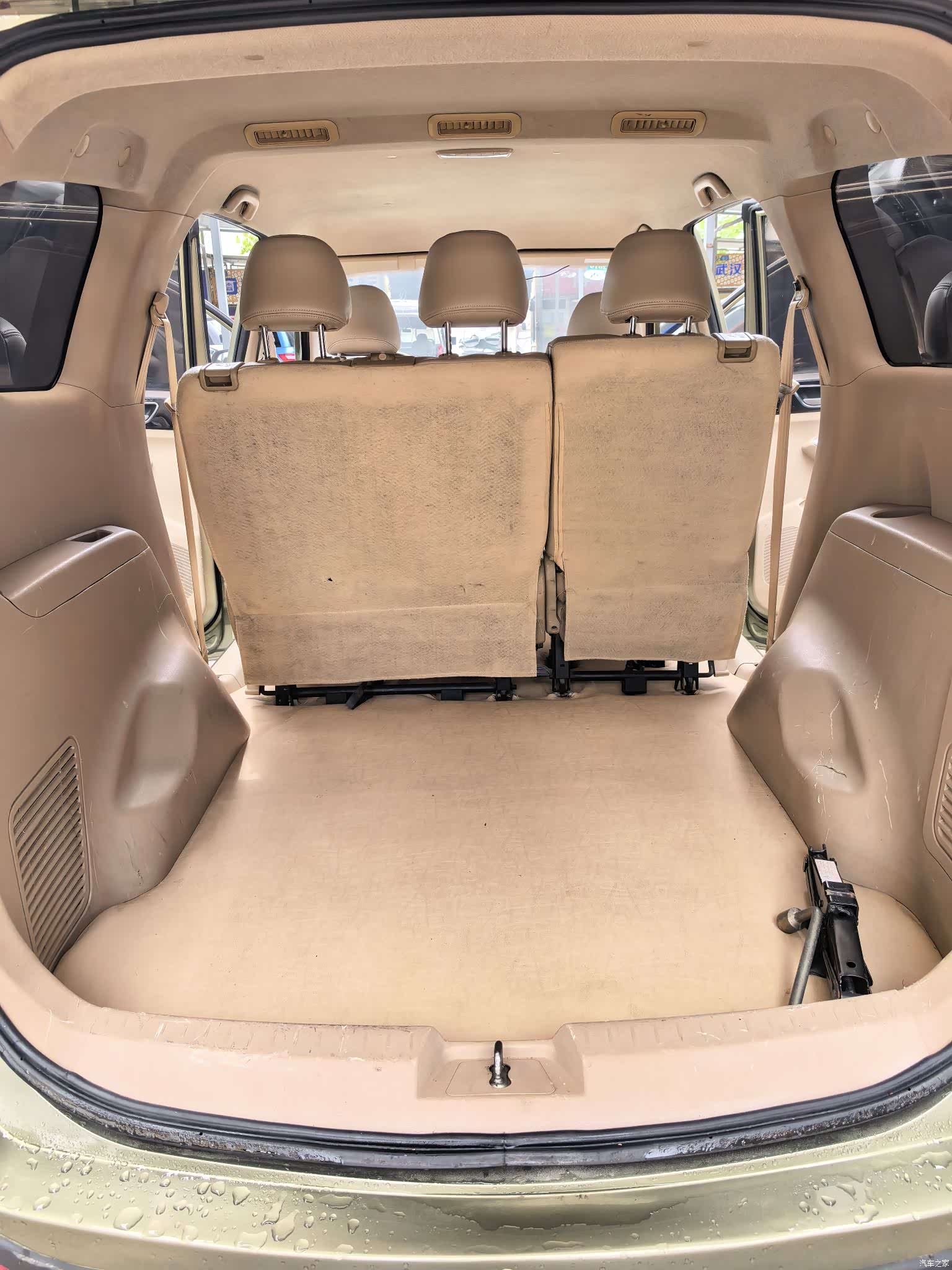 Wuling 730, 2015 12