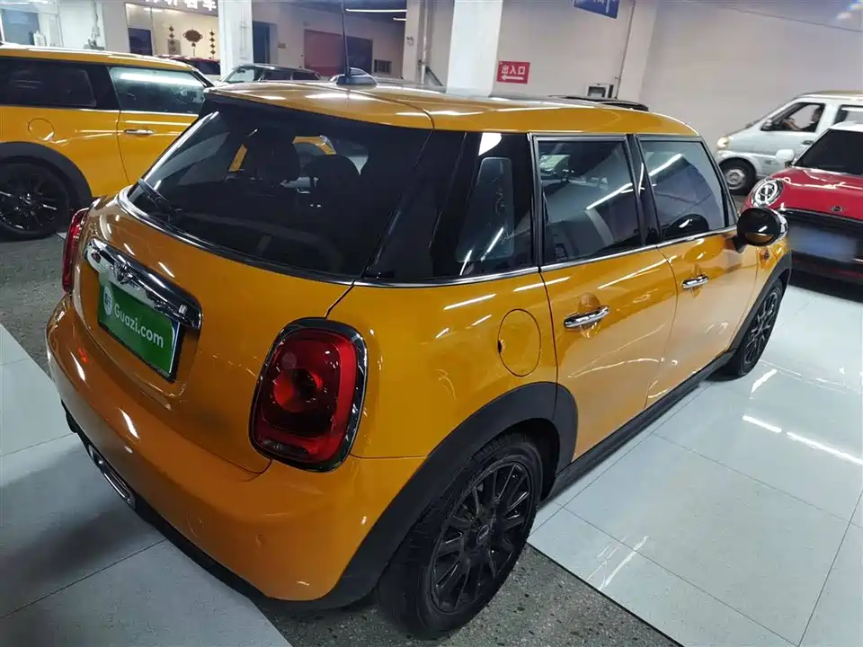 MINI MINI
