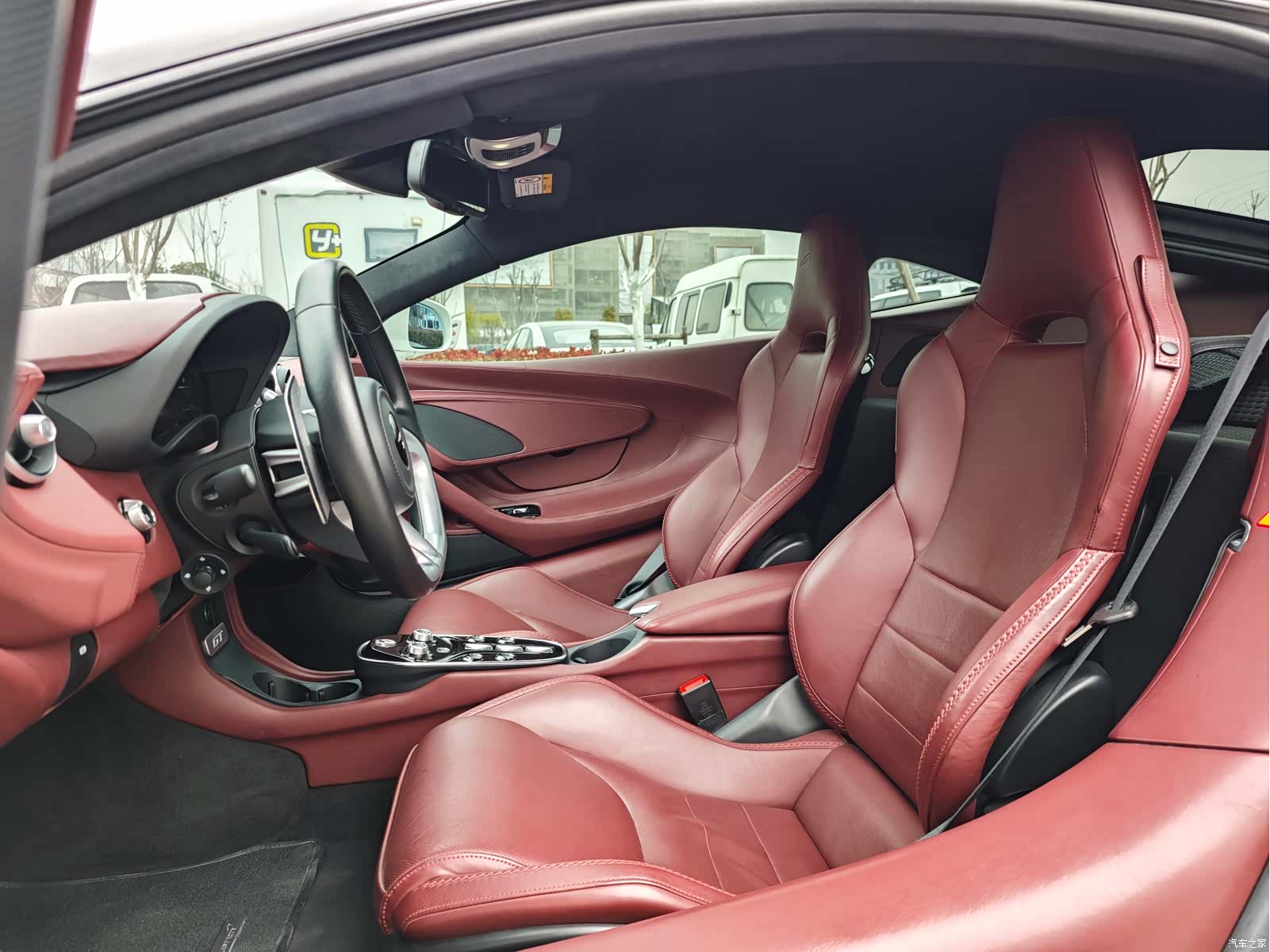 McLaren GT, 2022 14