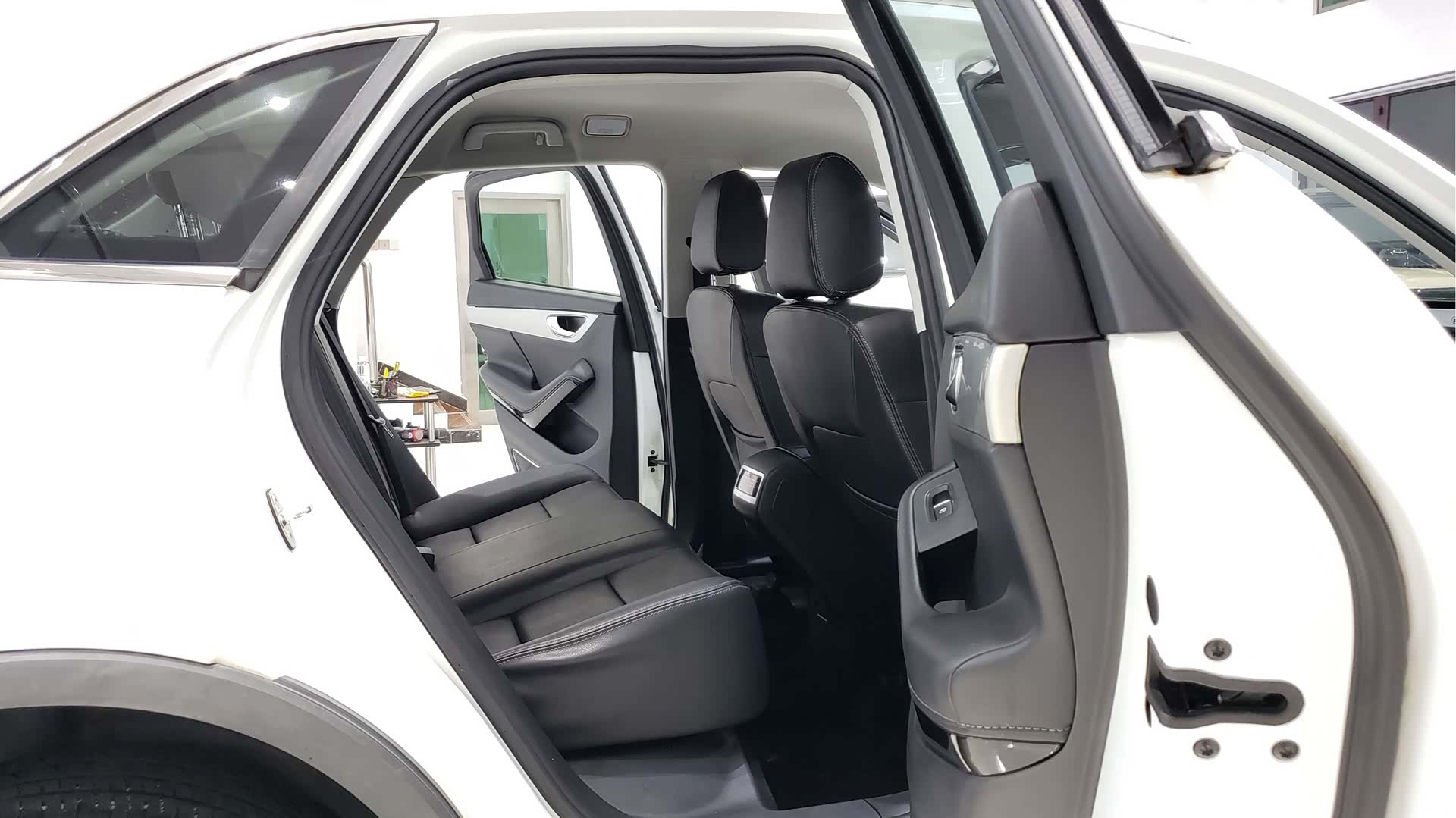 Zotye SR7, 2017 7