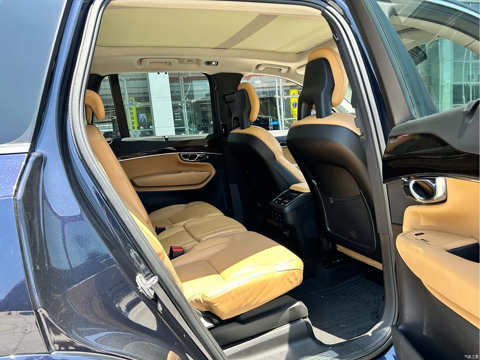 Volvo XC90, 2016 17