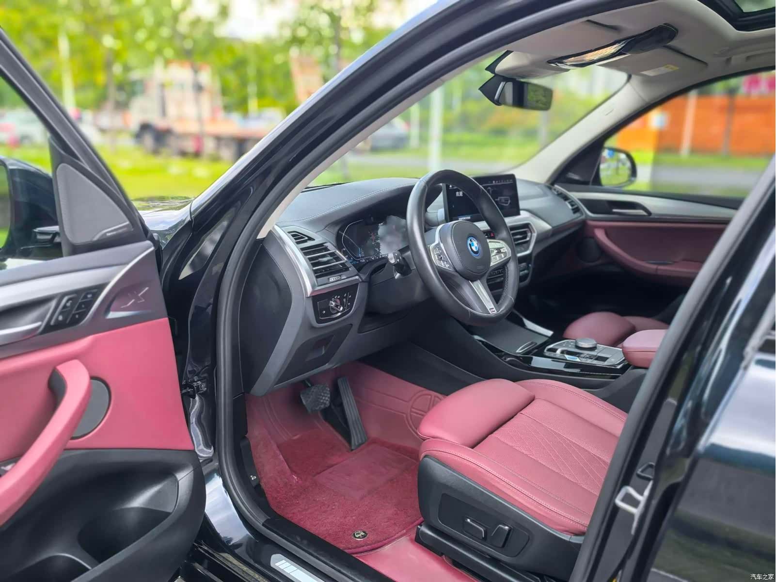 BMW iX3, 2023 7