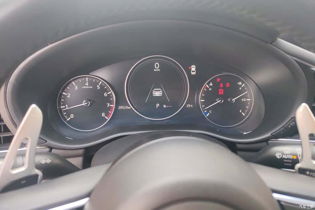 Mazda Mazda3, 2022 14