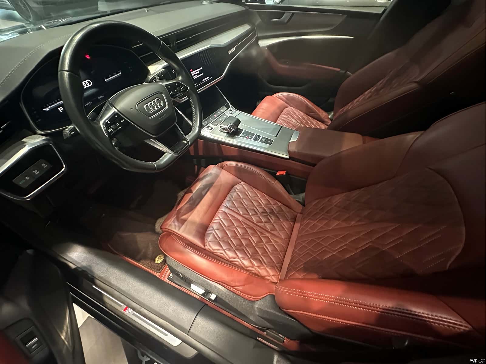 Audi A7L, 2024 4