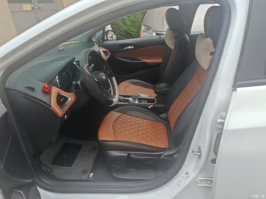 Chevrolet 320, 2017 15