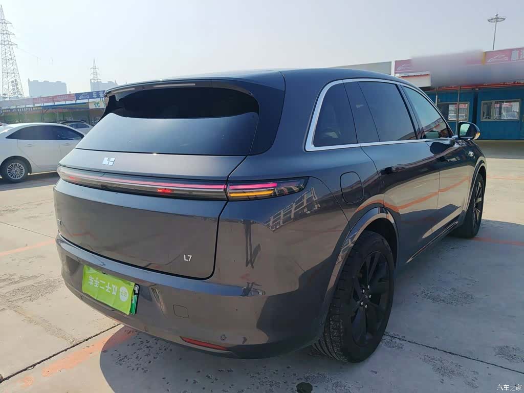 Li Auto L7, 2023 все фото