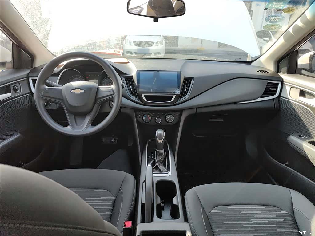 Chevrolet 320, 2019 13