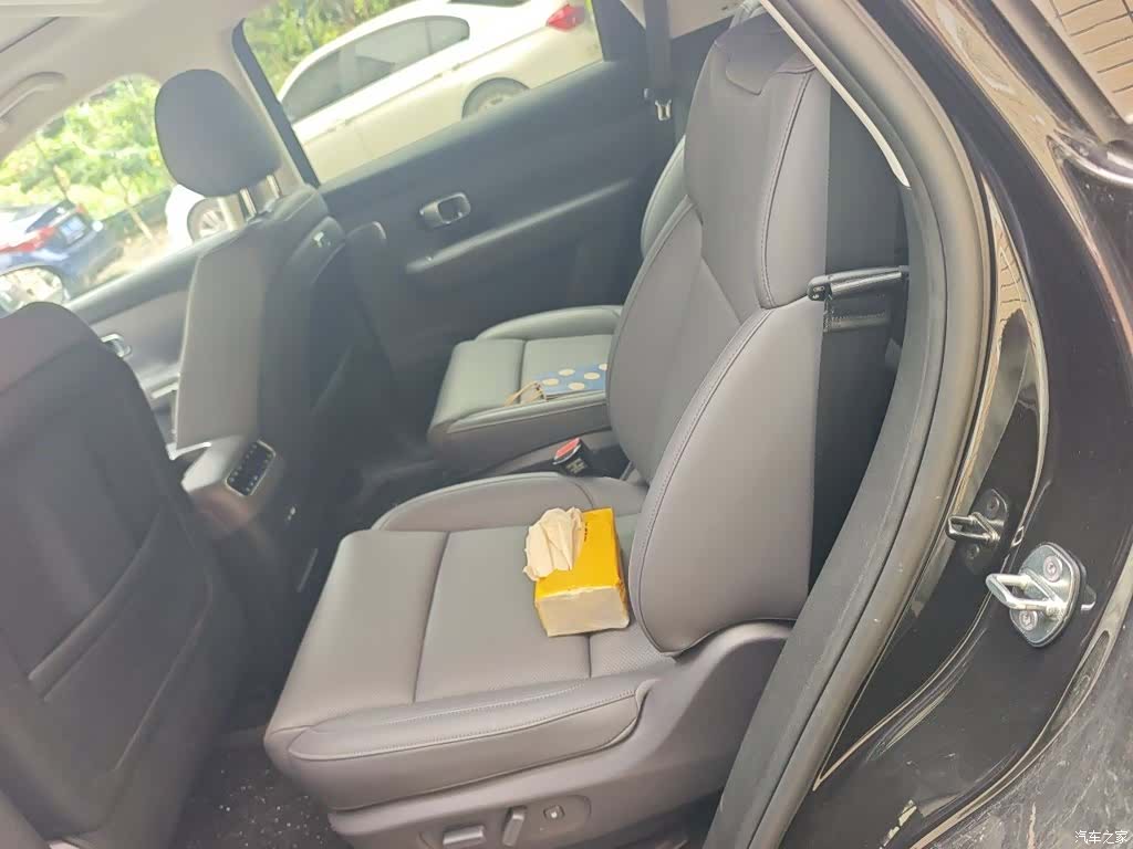 Leapmotor C16, 2025 13