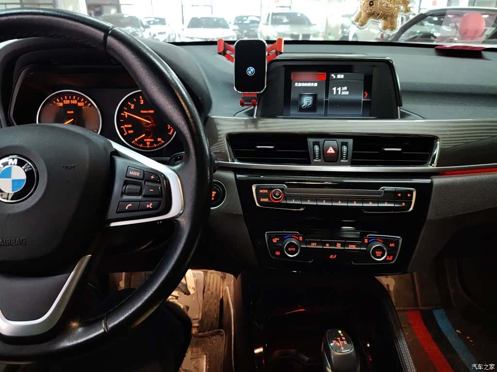BMW X1, 2018 10