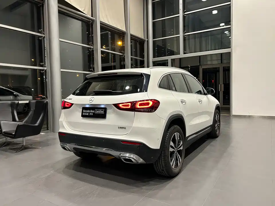 Mercedes-Benz GLA