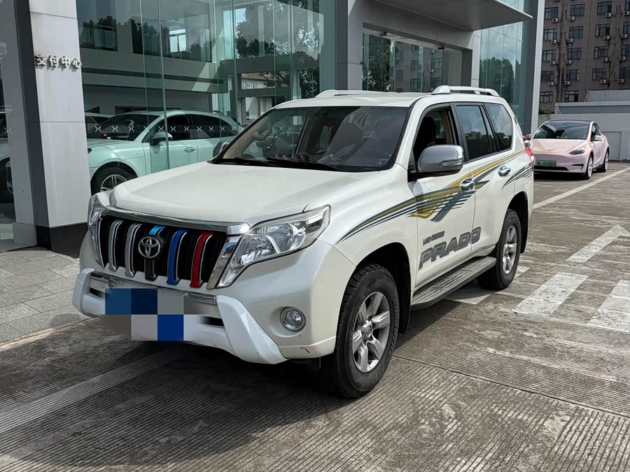 Toyota Prado 2016, фото 1