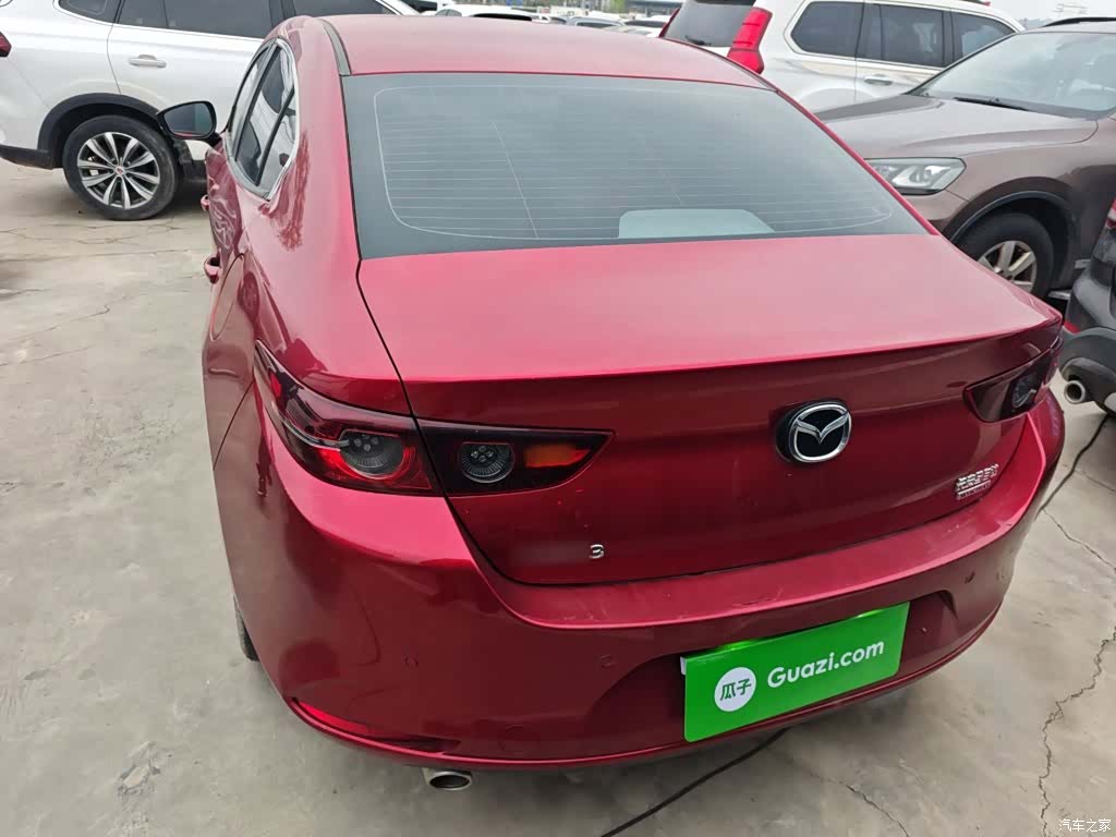 Mazda Mazda3, 2022 6