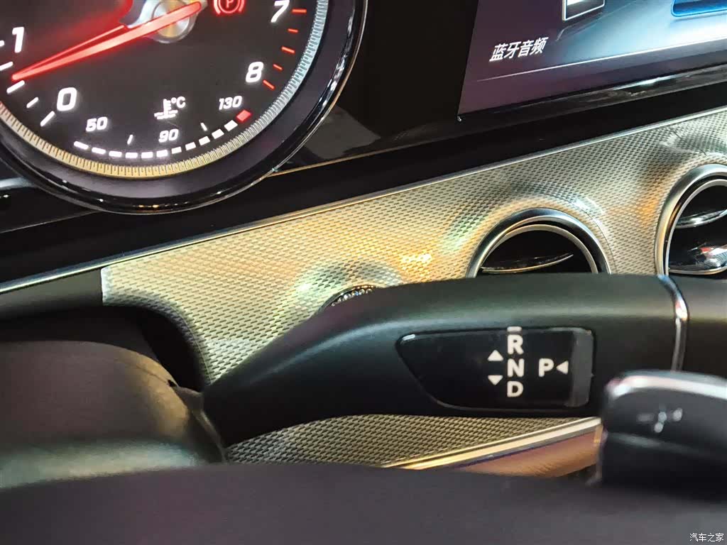 Mercedes-Benz E-Class, 2017 12