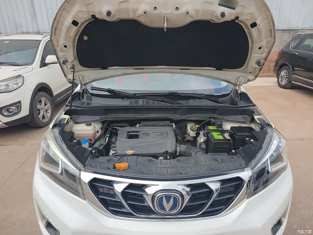 Changan CS15, 2016 16